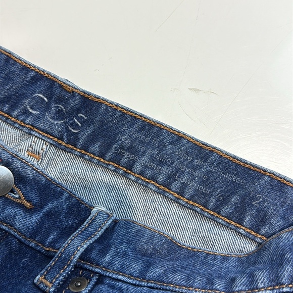 COS Women's Relaxed Fit Cropped Jeans Size 27 - Picture 3 of 9